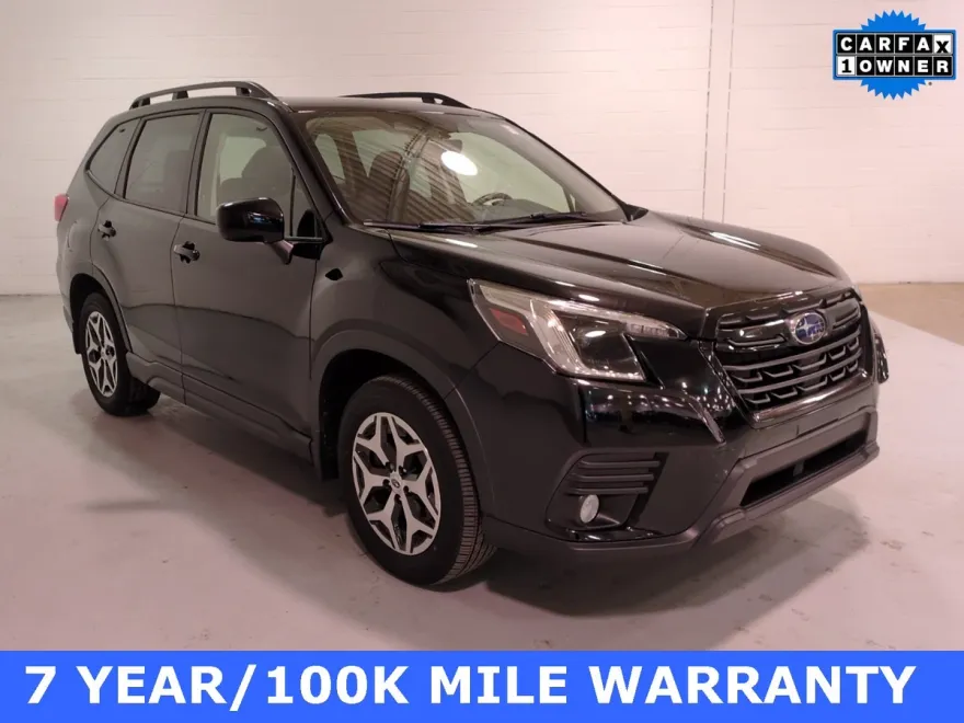 2023 Subaru Forester Premium photo 1