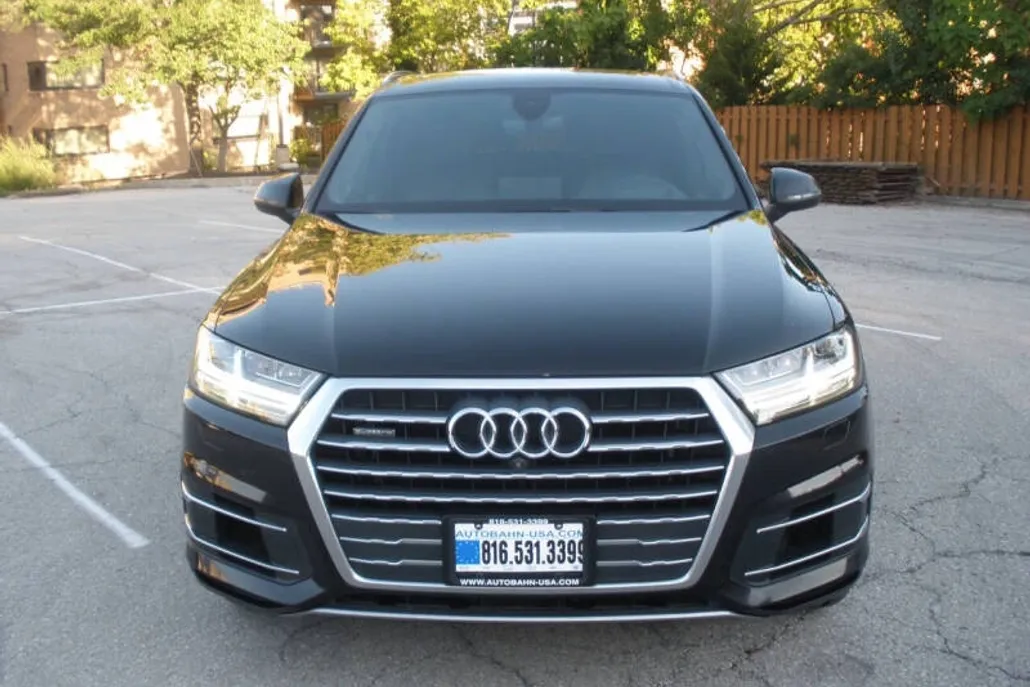 2018 Audi Q7 3.0T Prestige photo 1