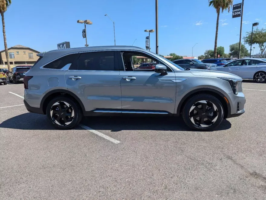 2025 Kia Sorento Plug-In Hybrid EX photo 1