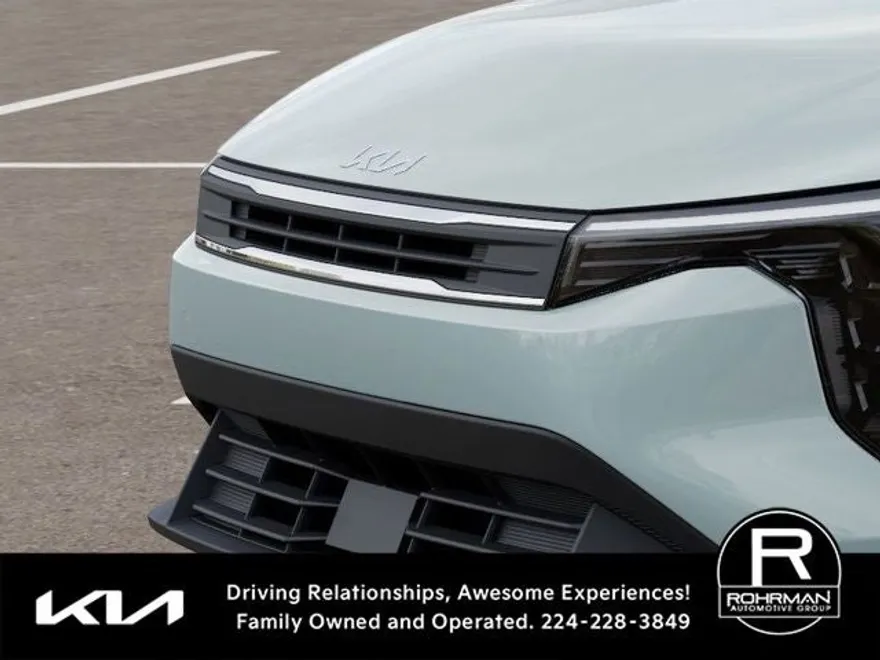 2025 Kia K4 LXS photo 1