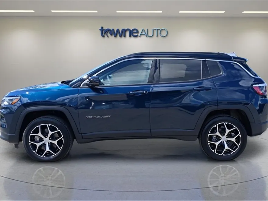2024 Jeep Compass Limited photo 1