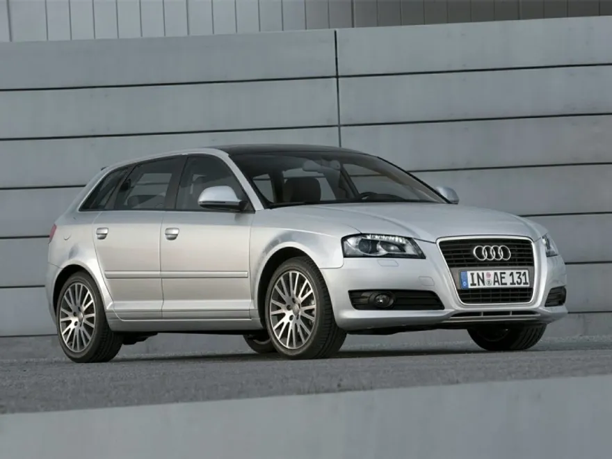 2010 Audi A3 2.0T Premium Plus photo 1