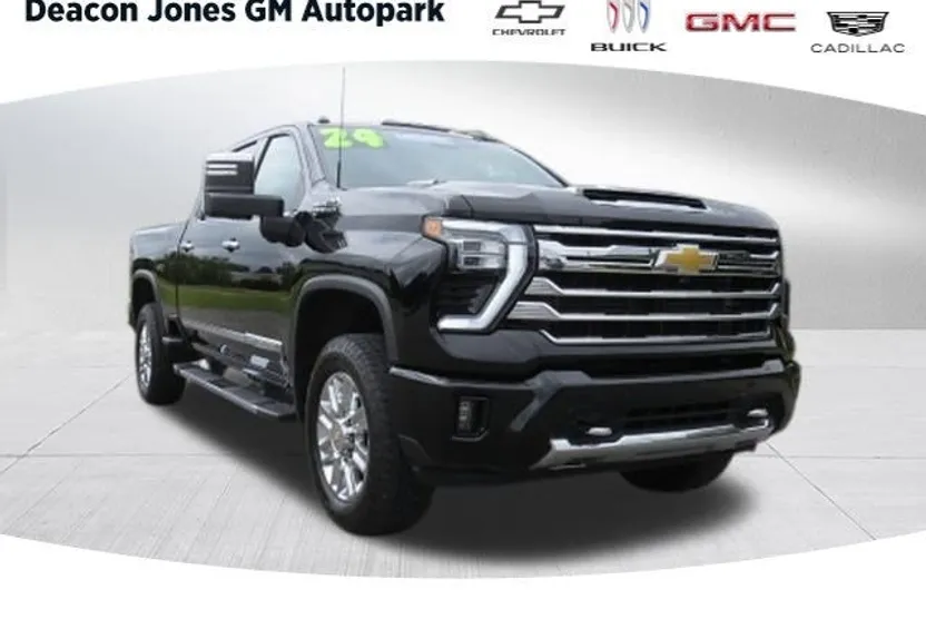 2024 Chevrolet Silverado 2500HD High Country photo 1