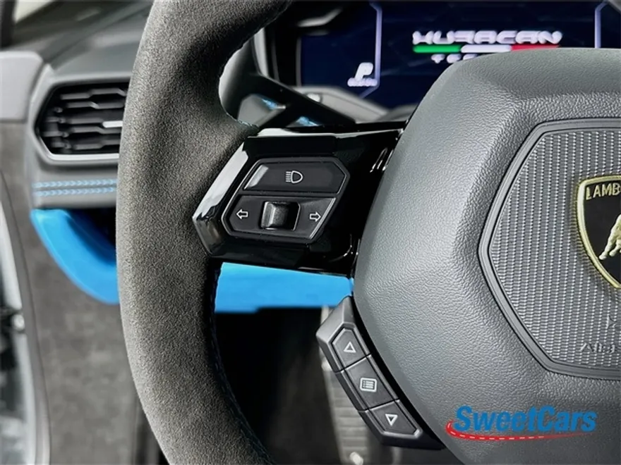 2023 Lamborghini Huracan Tecnica photo 14