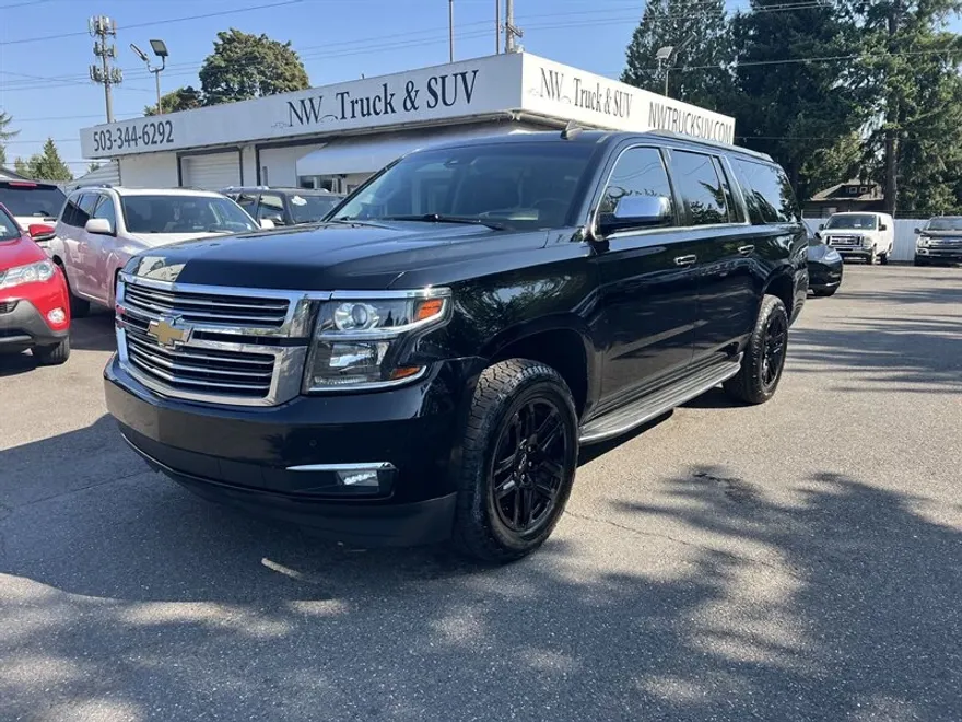 2016 Chevrolet Suburban LTZ 1500 photo 1