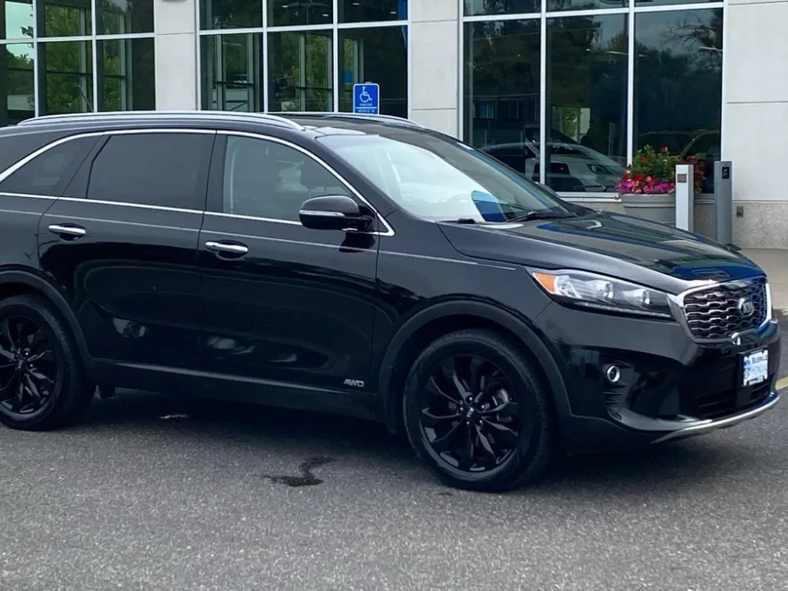 2020 Kia Sorento EX photo 1