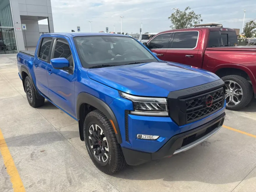 2024 Nissan Frontier PRO-X photo 1