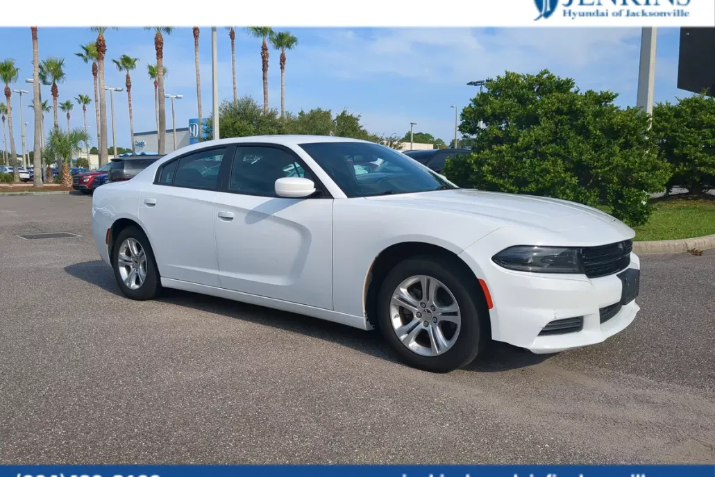 2022 Dodge Charger SXT photo 1