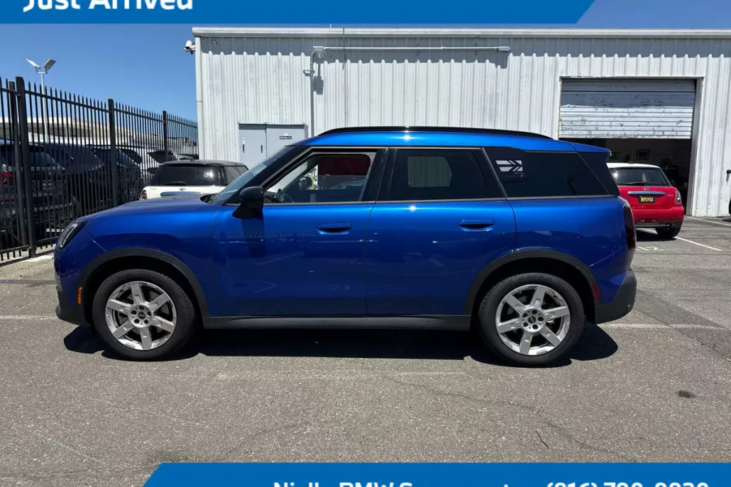 2025 Mini Countryman S ALL4 photo 1