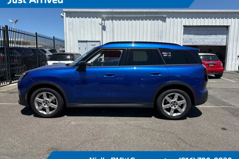 2025 Mini Countryman S ALL4 photo 1
