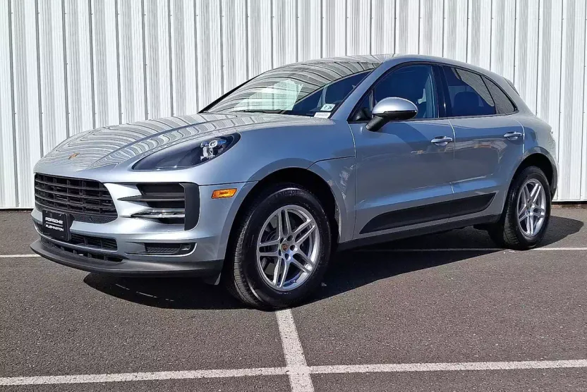 2021 Porsche Macan Base photo 1