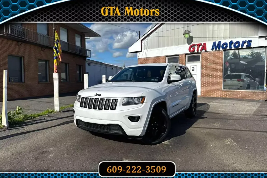 2015 Jeep Grand Cherokee Altitude photo 1