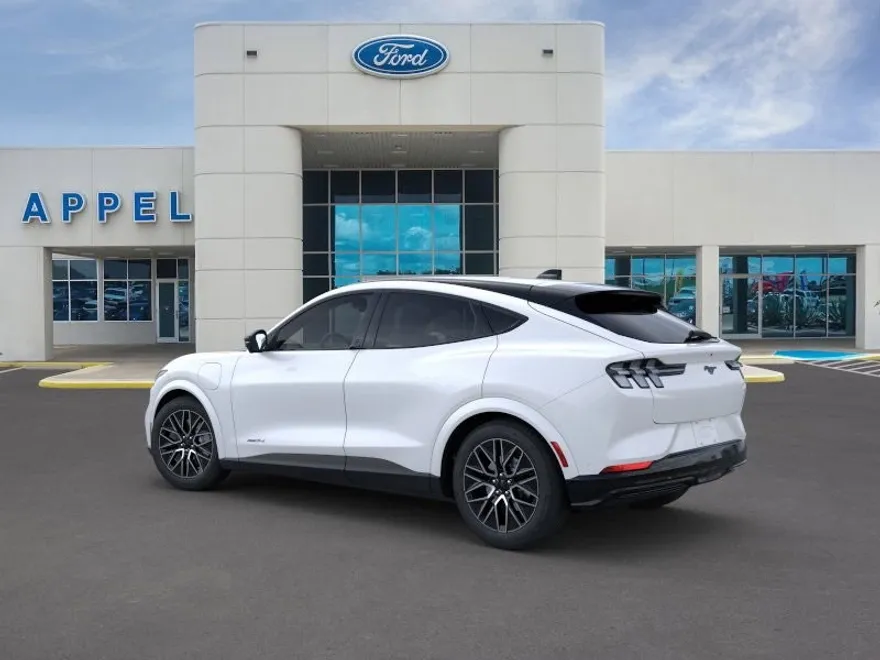 2025 Ford Mustang Mach-E Premium photo 1