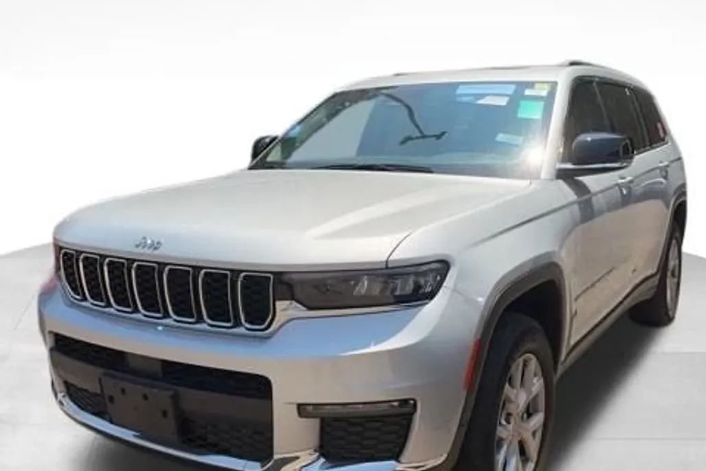 2022 Jeep Grand Cherokee Limited photo 1