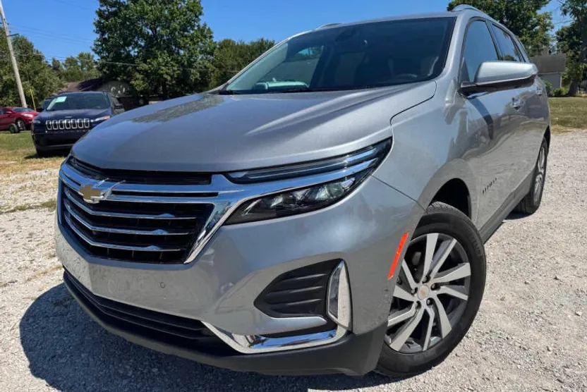 2024 Chevrolet Equinox Premier photo 1