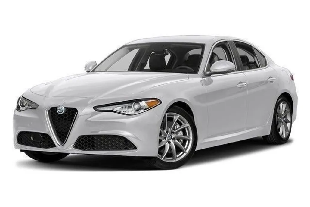 2017 Alfa Romeo Giulia photo 1