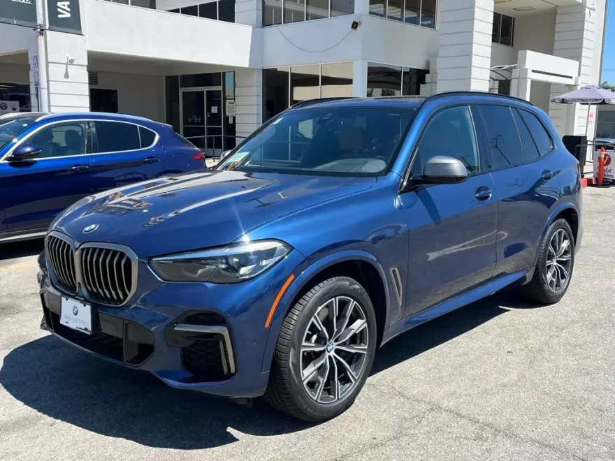 2023 Bmw X5 M50i photo 1
