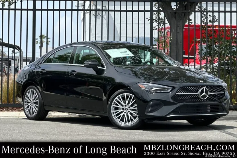 2025 Mercedes Benz CLA 250 4MATIC photo 1