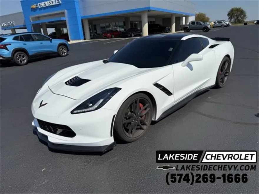 2014 Chevrolet Corvette Stingray Z51 1LT photo 1
