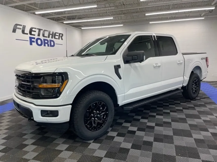 2025 Ford F-150 XLT photo 1