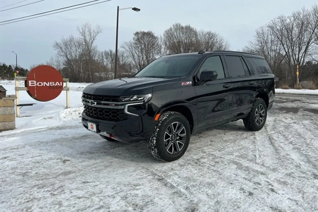 2021 Chevrolet Tahoe Z71 photo 1