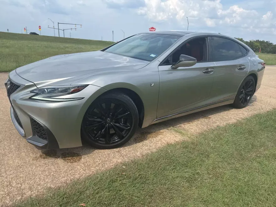 2019 Lexus LS 500 F SPORT photo 1