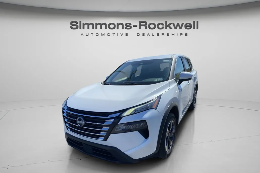 2024 Nissan Rogue SV AWD photo 1