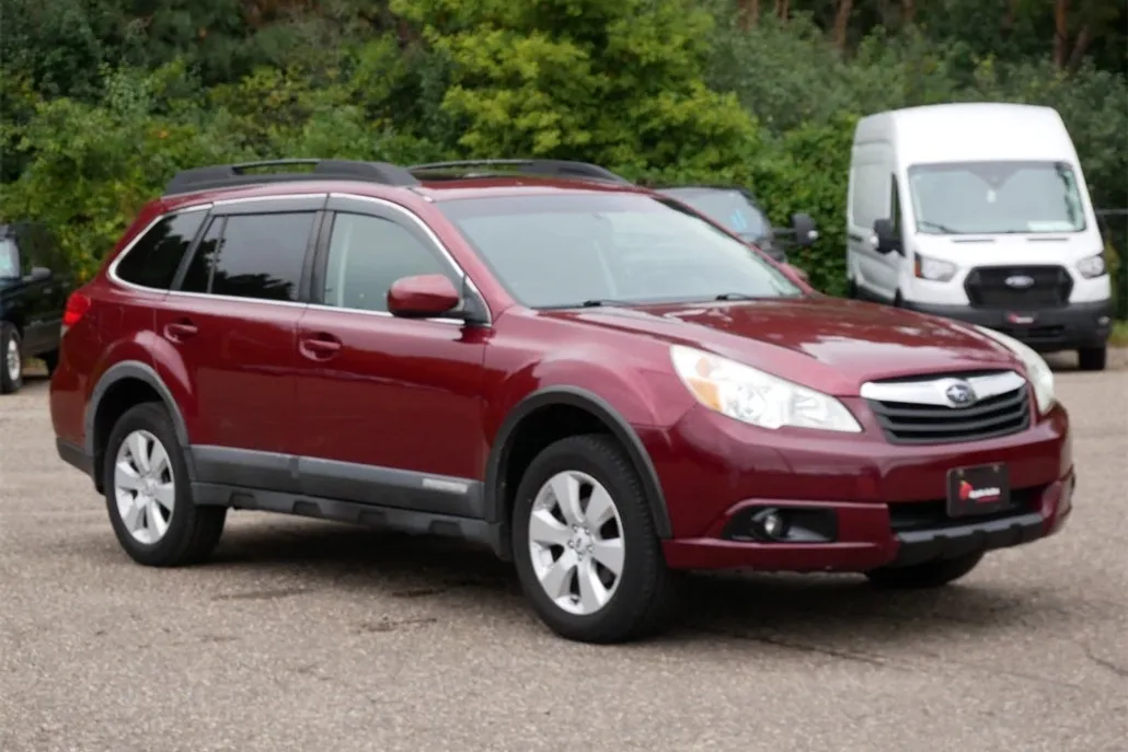 2012 Subaru Outback 2.5i Limited photo 1