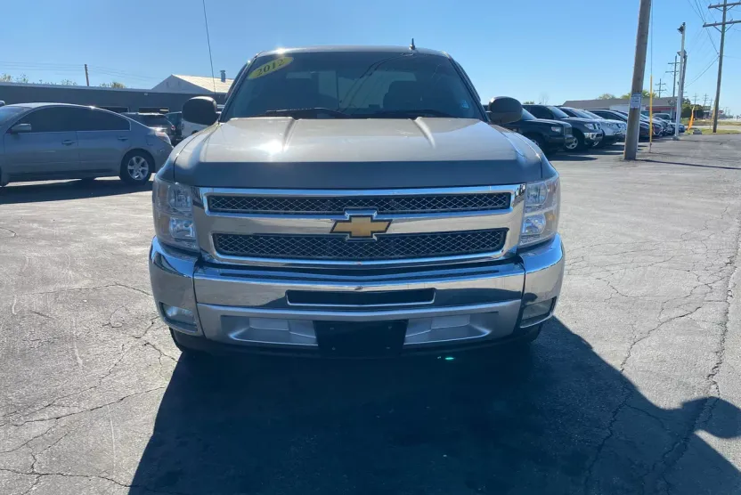 2012 Chevrolet Silverado 1500 LT photo 1