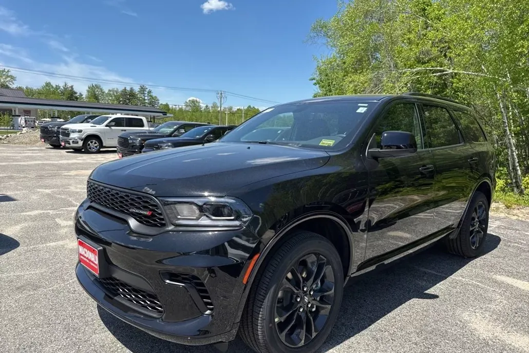 2025 Dodge Durango GT photo 1