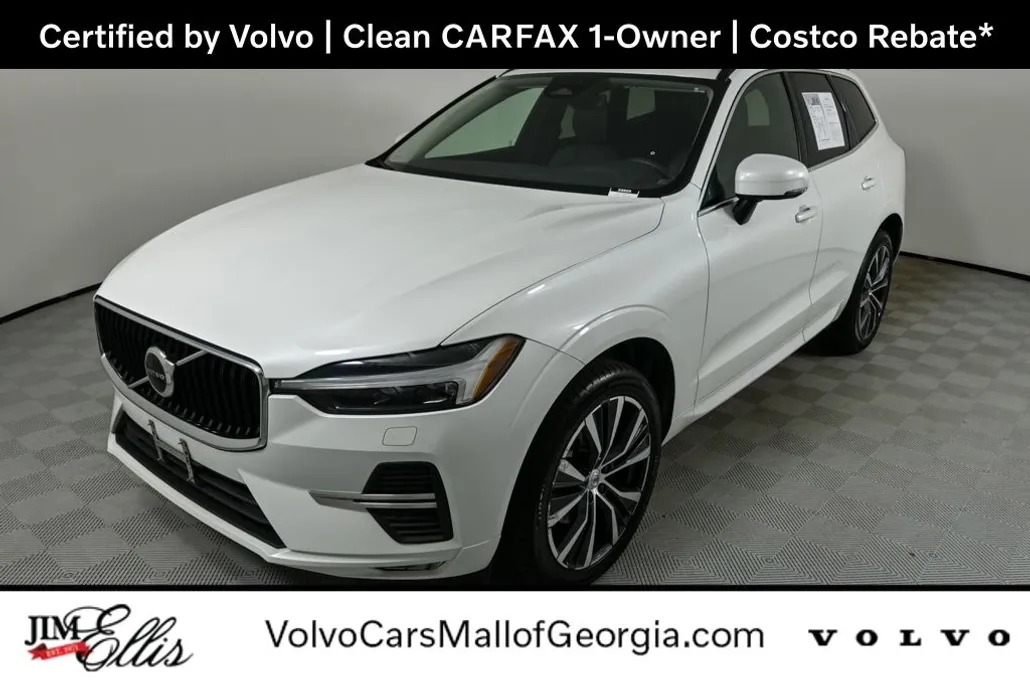 2022 Volvo XC60 B5 Momentum photo 1