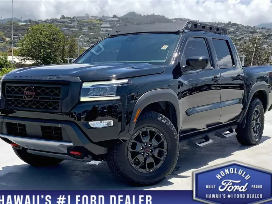 2023 Nissan Frontier PRO-4X photo 1
