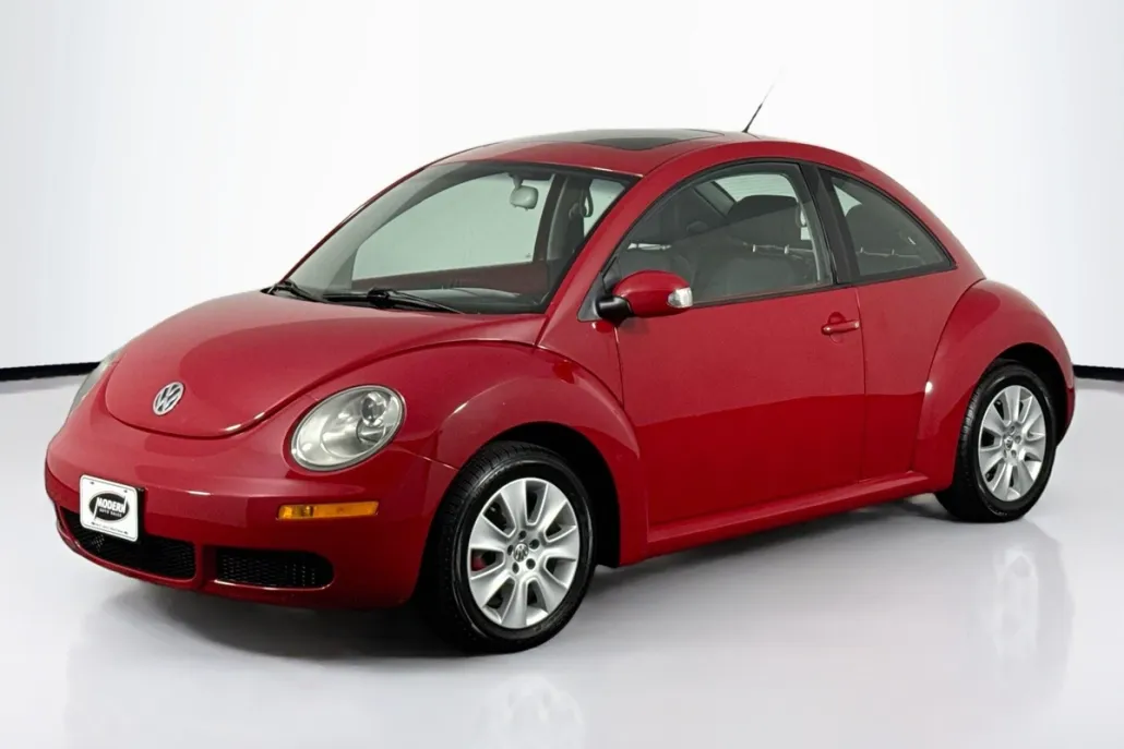 2008 Volkswagen Beetle S photo 1