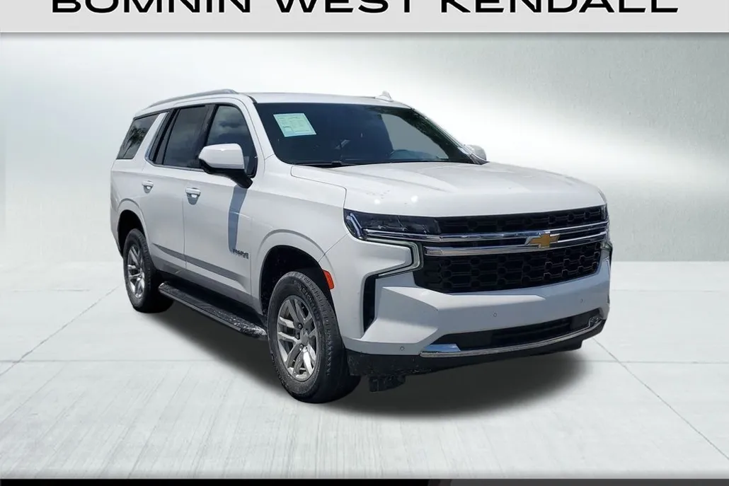 2023 Chevrolet Tahoe LS photo 1