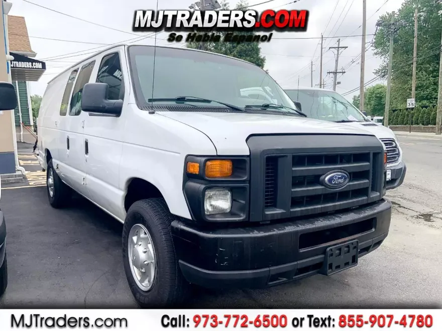 2013 Ford E-250 photo 1