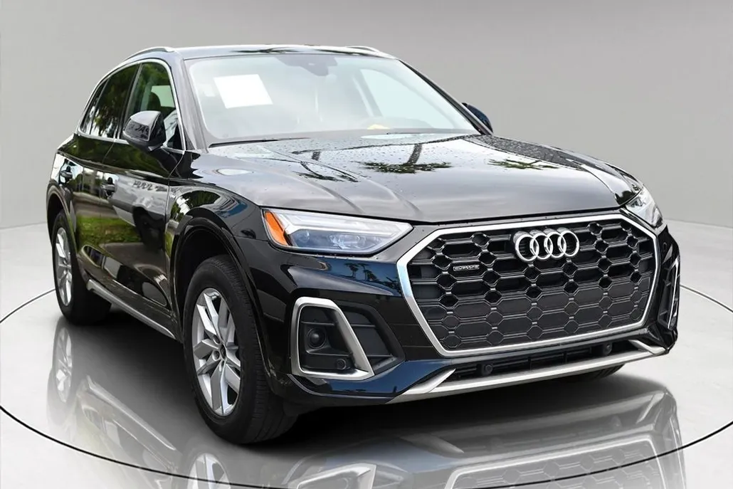 2023 Audi Q5 45 S line Premium photo 1