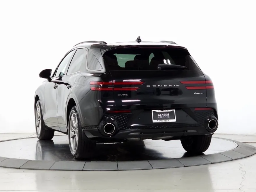 2023 Genesis GV70 3.5T Sport Advanced photo 1