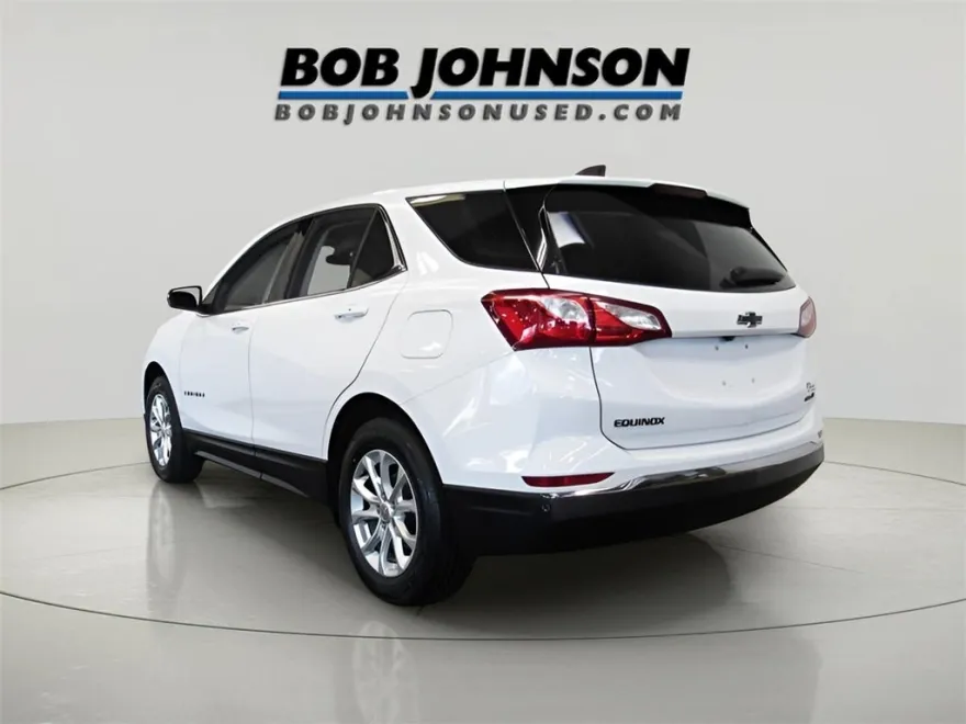 2019 Chevrolet Equinox LT photo 1
