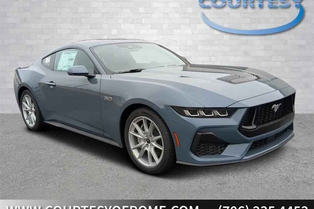 2025 Ford Mustang GT Premium photo 1