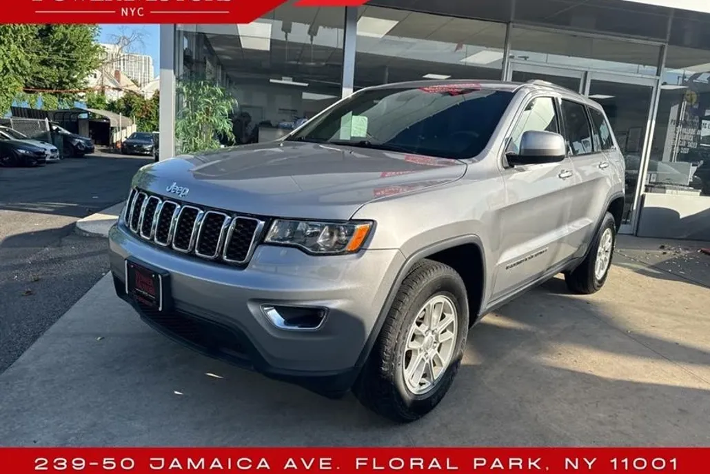 2019 Jeep Grand Cherokee Altitude photo 1