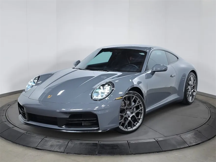2025 Porsche 911 photo 1