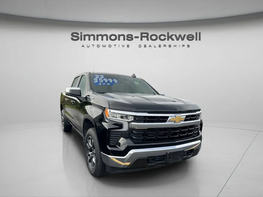 2023 Chevrolet Silverado 1500 LT photo 1