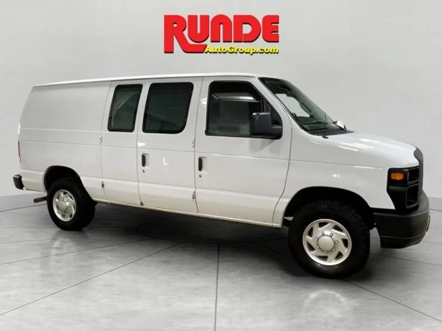2013 Ford E-250 photo 1