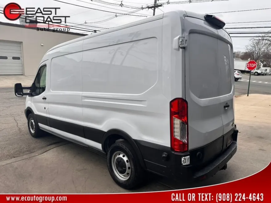 2019 Ford Transit Van photo 1