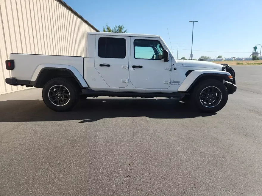 2021 Jeep Gladiator Overland photo 1