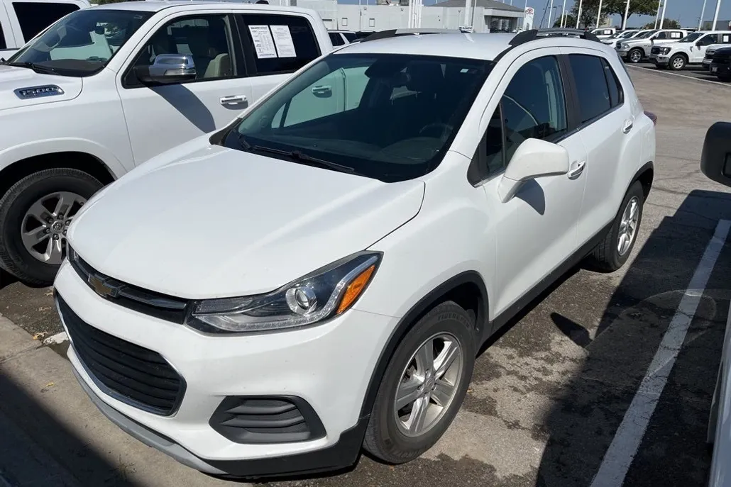 2019 Chevrolet Trax LT photo 1