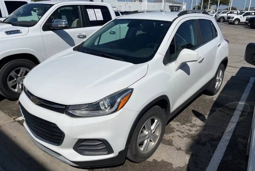 2019 Chevrolet Trax LT photo 1