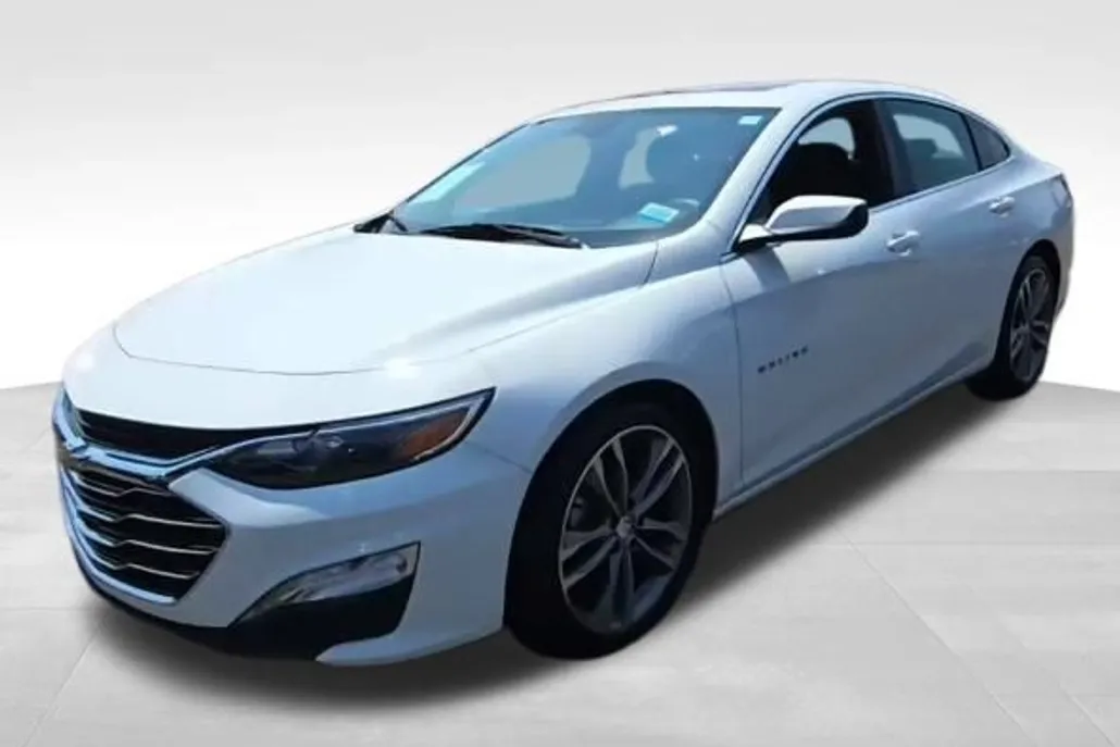 2023 Chevrolet Malibu 1LT photo 1