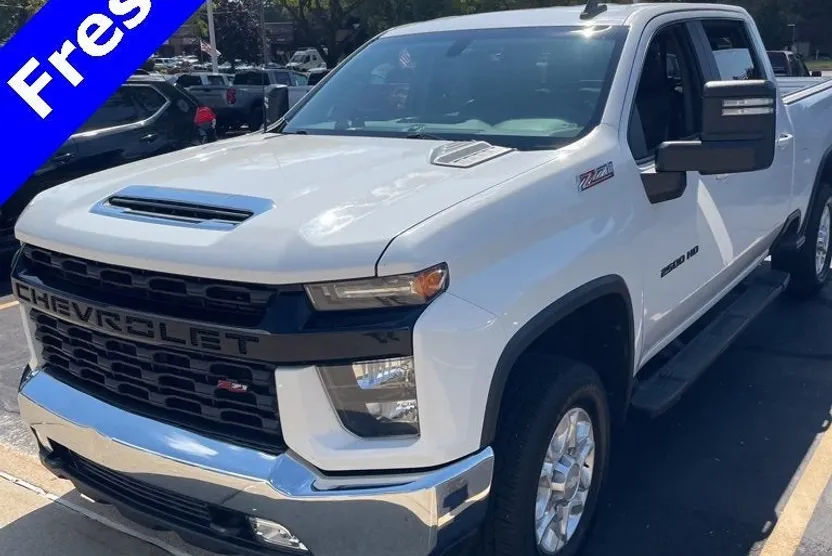 2020 Chevrolet Silverado 2500HD LT photo 1