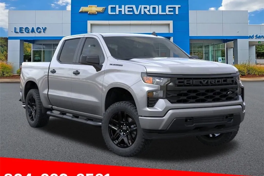 2025 Chevrolet Silverado 1500 Custom photo 1